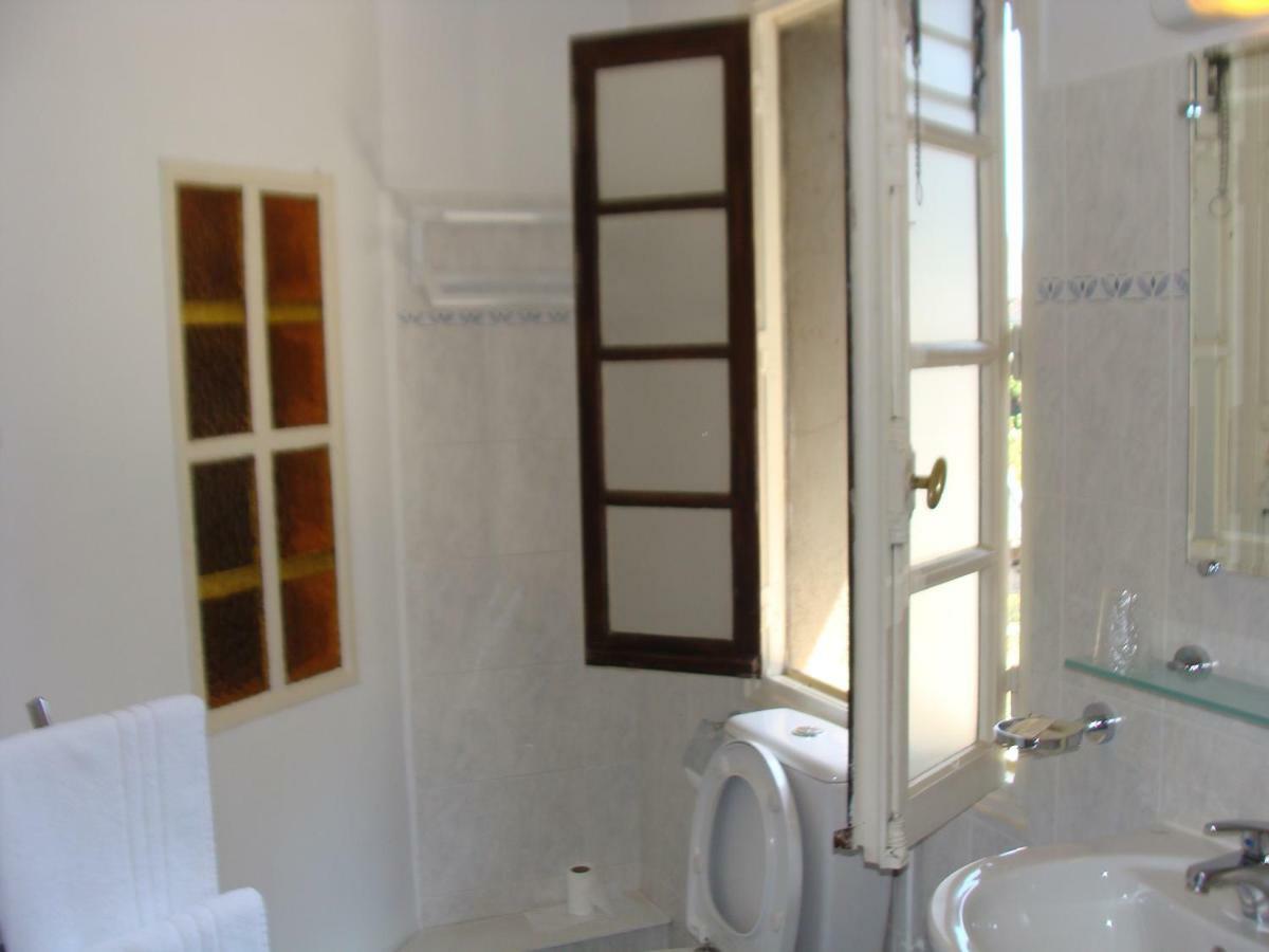 Logis La Gamade Ξενοδοχείο Donzenac Εξωτερικό φωτογραφία